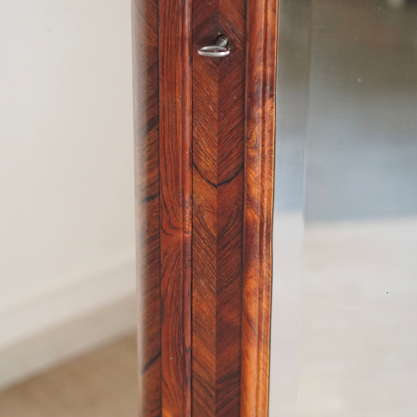 EPOCHE 1890 - Antiker Spiegelschrank aus edlem Palisander, Louis Philippe Kleiderschrank