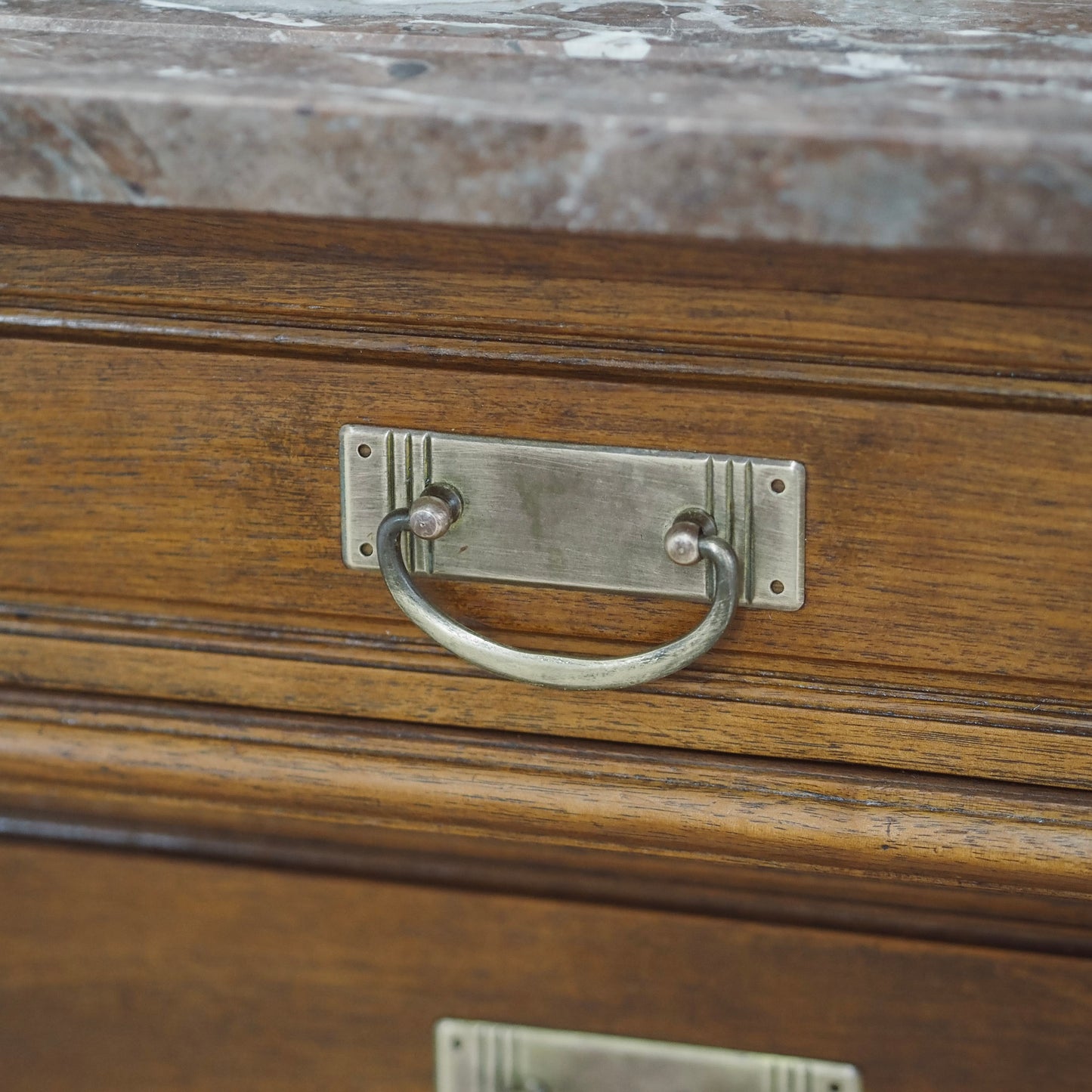 EPOCHE 1890 - Gründerzeit Kommode mit Marmor und 5 Schubladen - Nussbaum Anrichte