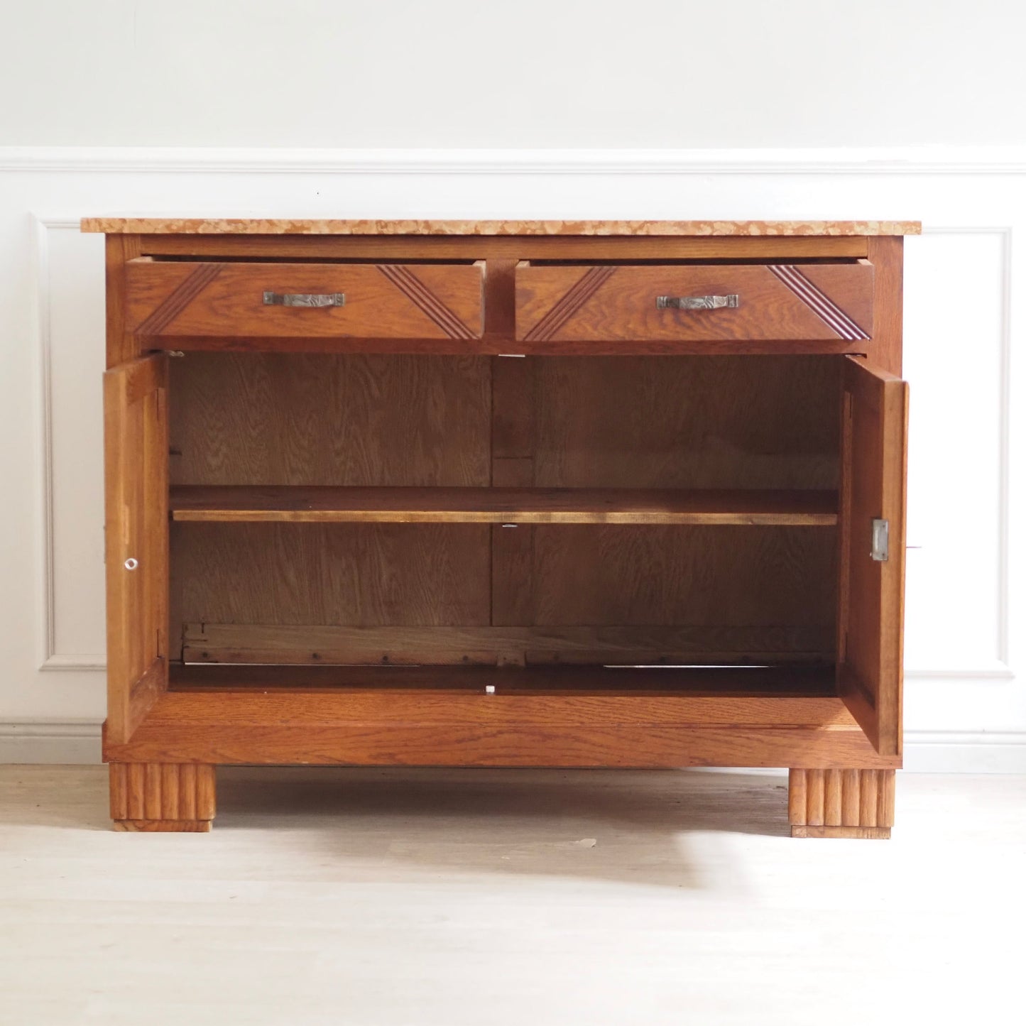 EPOCHE 1920 - Französische Art Déco Kommode, Anrichte mit Marmor