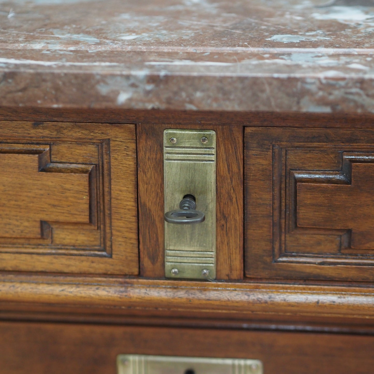 EPOCHE 1890 - Gründerzeit Kommode mit Marmor und 5 Schubladen - Nussbaum Anrichte