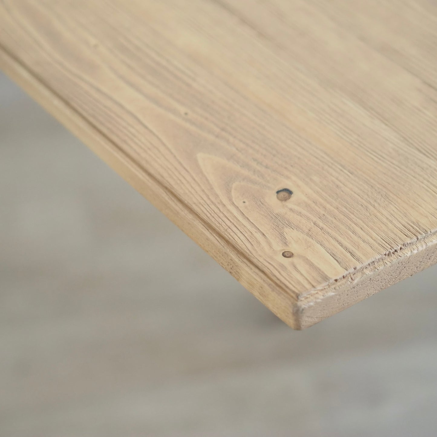 EPOCHE 1910 - Ausziehbarer Landhaus-Küchentisch in Mintgrün, Natur Vintage Esstisch