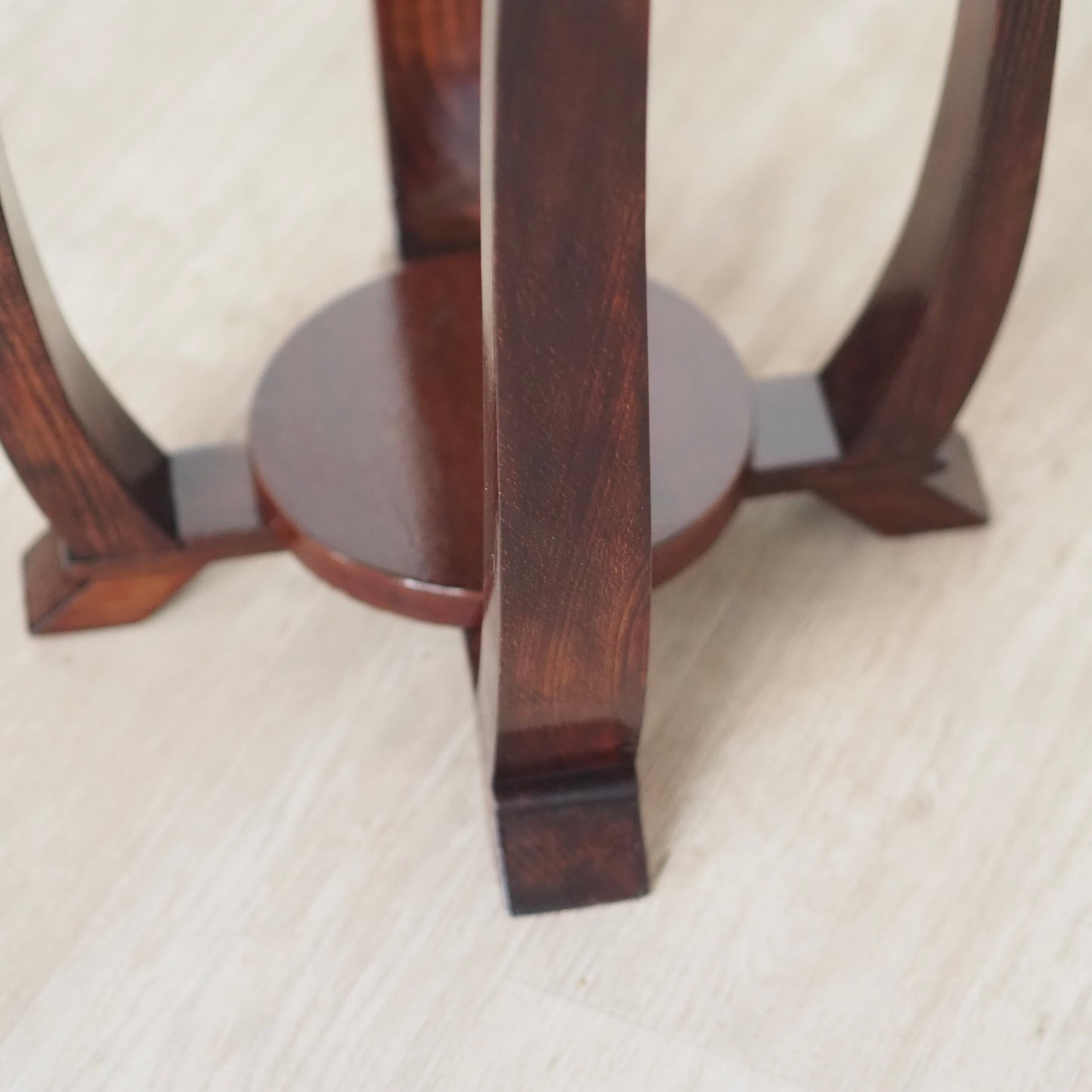 EPOCHE 1930 - Französischer Art Déco Design Beistelltisch rund mit Ablagefläche Hochglanz