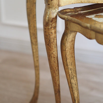 Handbemalte Italienische Vintage Satztische Florentiner Stil, Beistelltisch Set Gold