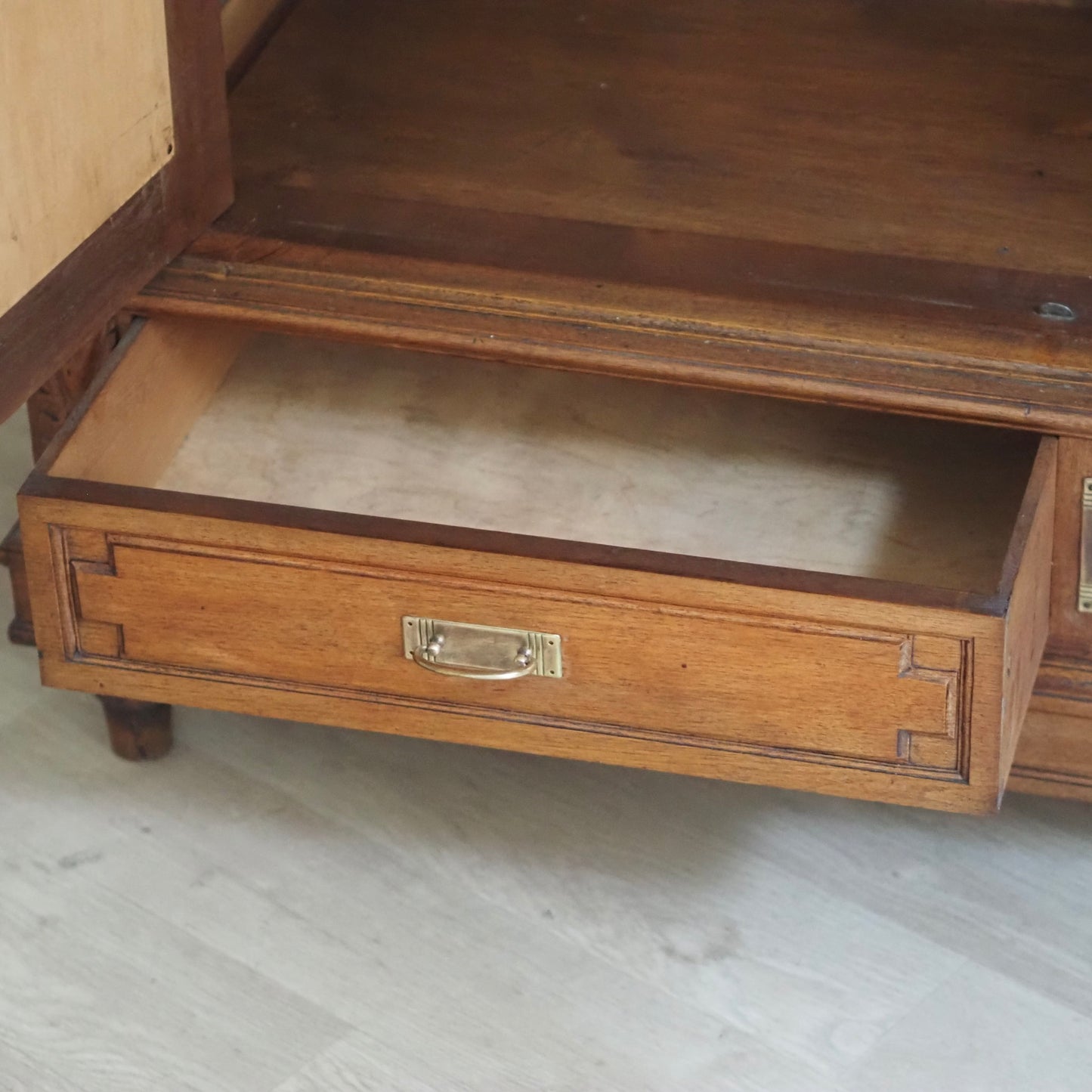 EPOCHE 1890 - Antiker französischer Spiegel-Kleiderschrank, 2-türig, Gründerzeit