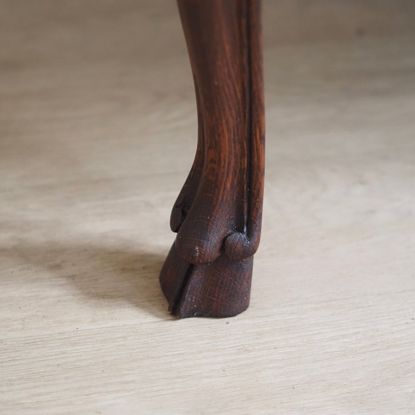 EPOCHE 1920 - Großer Sekretär im Barock-Stil aus Frankreich