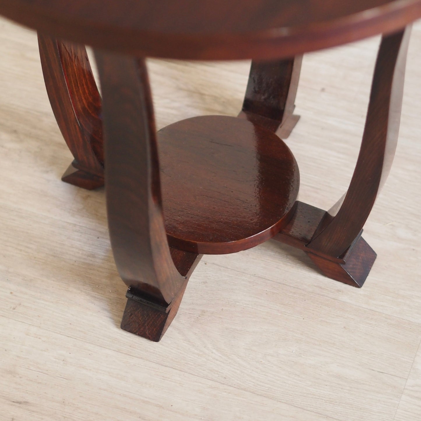 EPOCHE 1930 - Französischer Art Déco Design Beistelltisch rund mit Ablagefläche Hochglanz