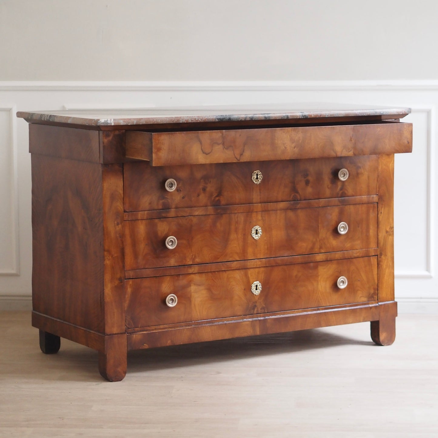 Antike Empire Biedermeier Kommode mit Marmor