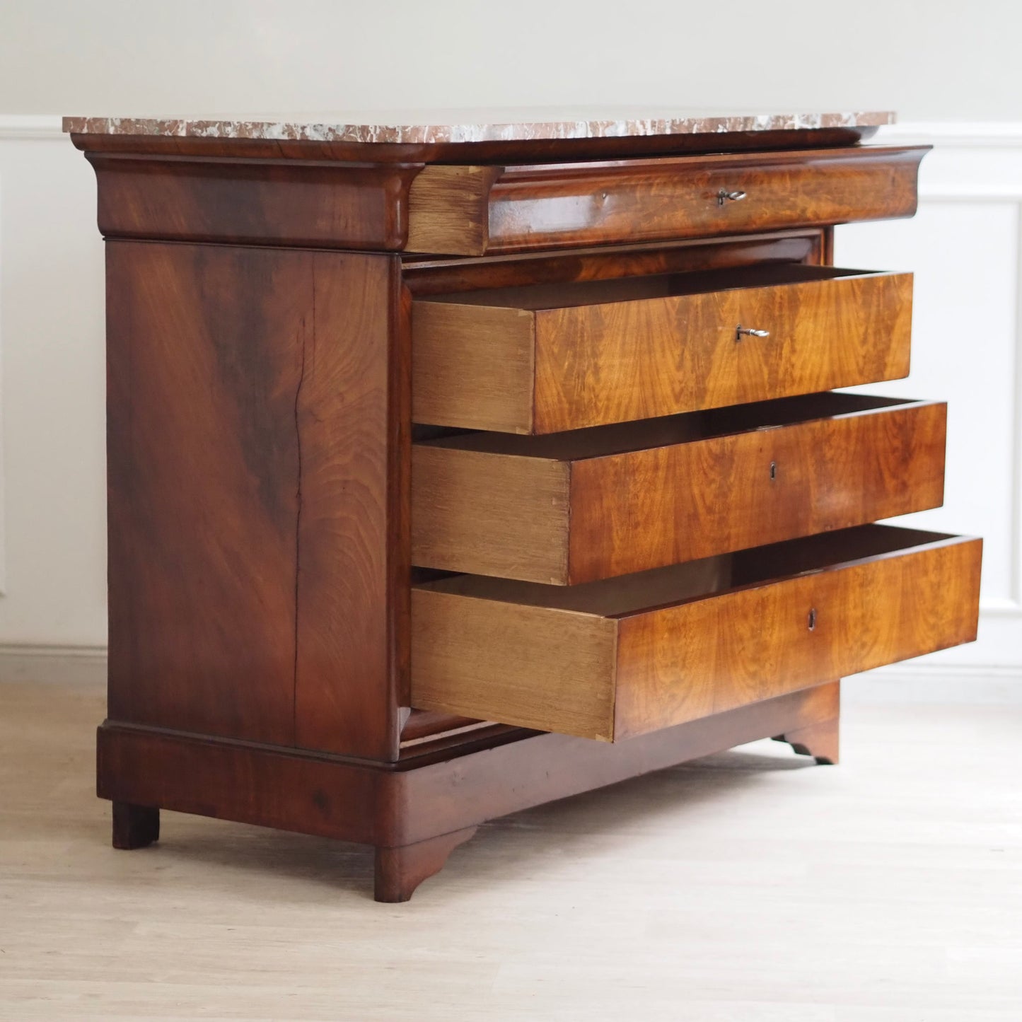 EPOCHE 1890 - Französische Mahagoni Kommode Louis Philippe Stil