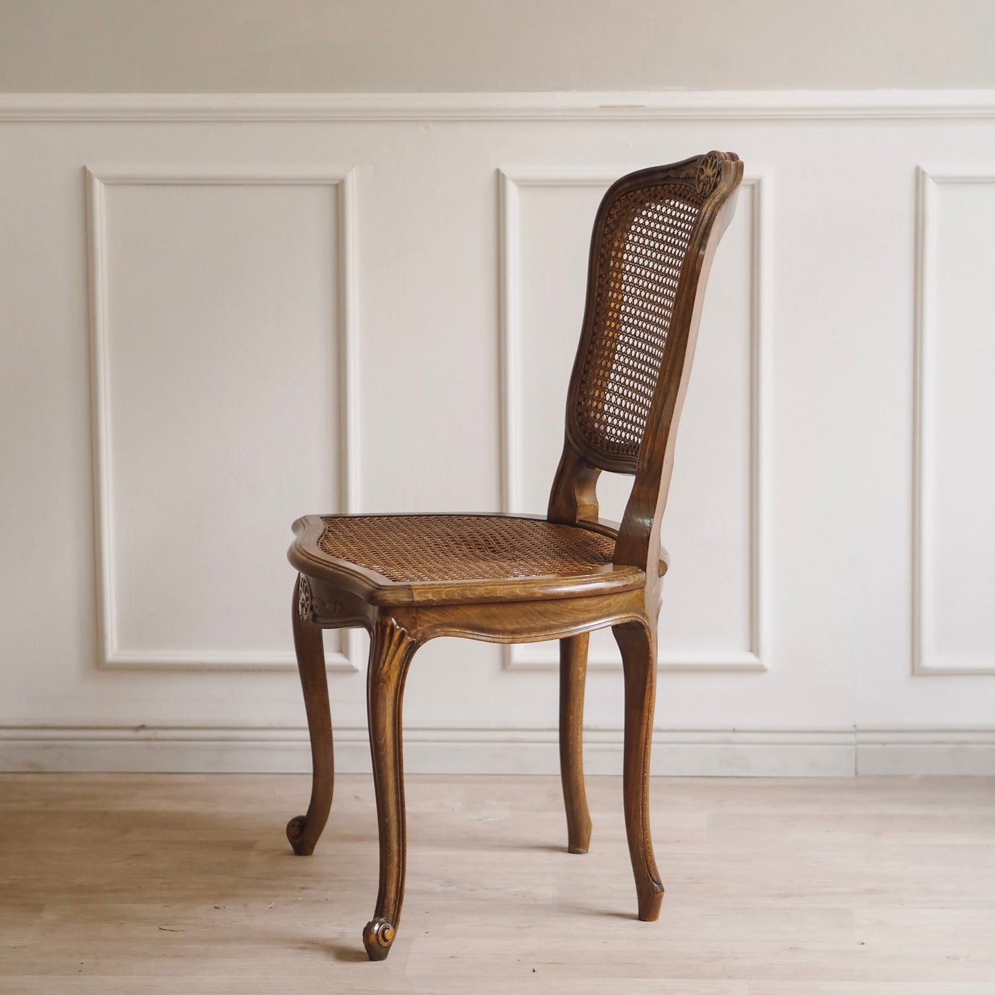 EPOCHE 1920 - 4 Louis XV Stühle mit Wiener Geflecht, Stuhl Set Esszimmer