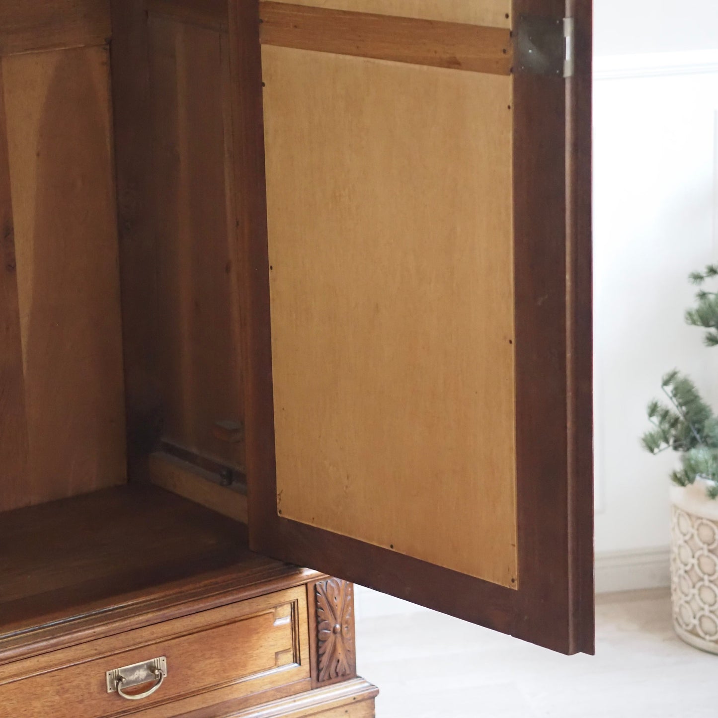 EPOCHE 1890 - Antiker französischer Spiegel-Kleiderschrank, 2-türig, Gründerzeit