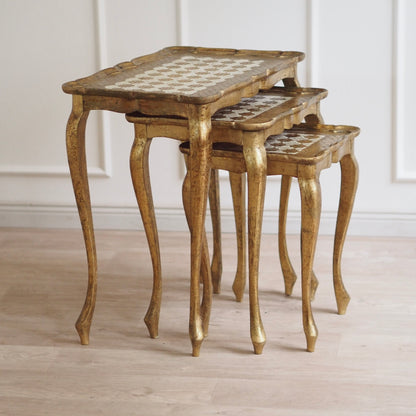 Handbemalte Italienische Vintage Satztische Florentiner Stil, Beistelltisch Set Gold