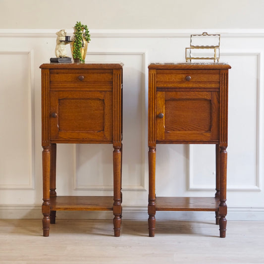 EPOCHE 1910 - Antikes Nachtschrank SET aus Eiche mit Marmorplatte