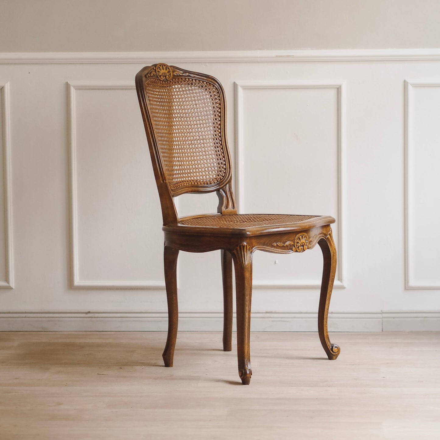 EPOCHE 1920 - 4 Louis XV Stühle mit Wiener Geflecht, Stuhl Set Esszimmer