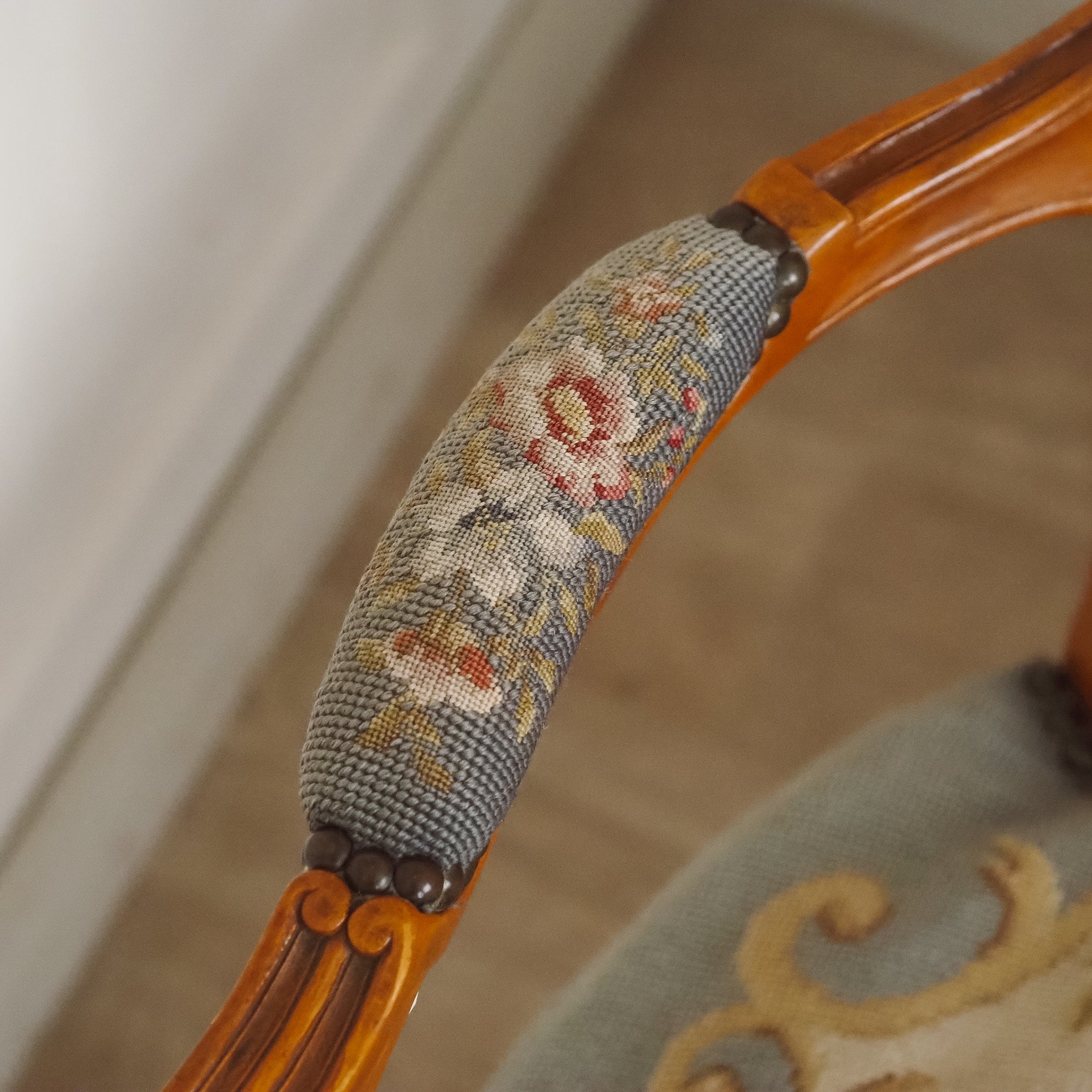 Sitzbank Louis XV Stil mit Gobelin-Bezug um 1920