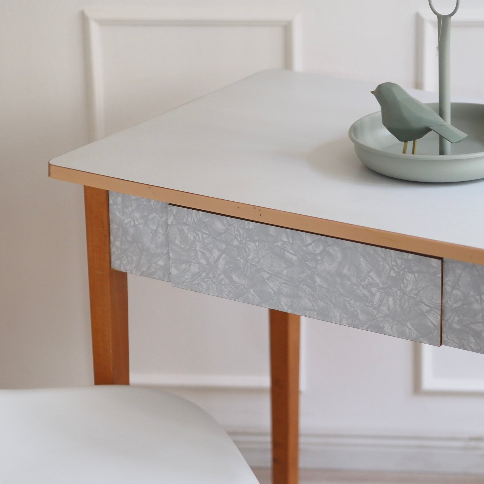 EPOCHE 1960 - Mid Century PVC Küchentisch Schreibtisch mit Schublade