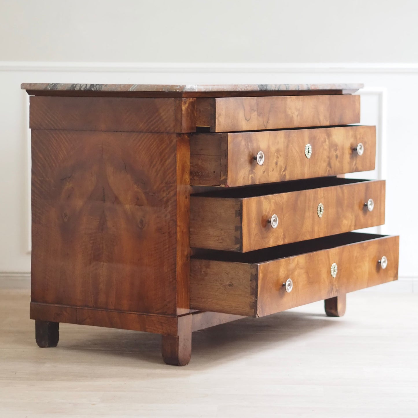 Antike Empire Biedermeier Kommode mit Marmor