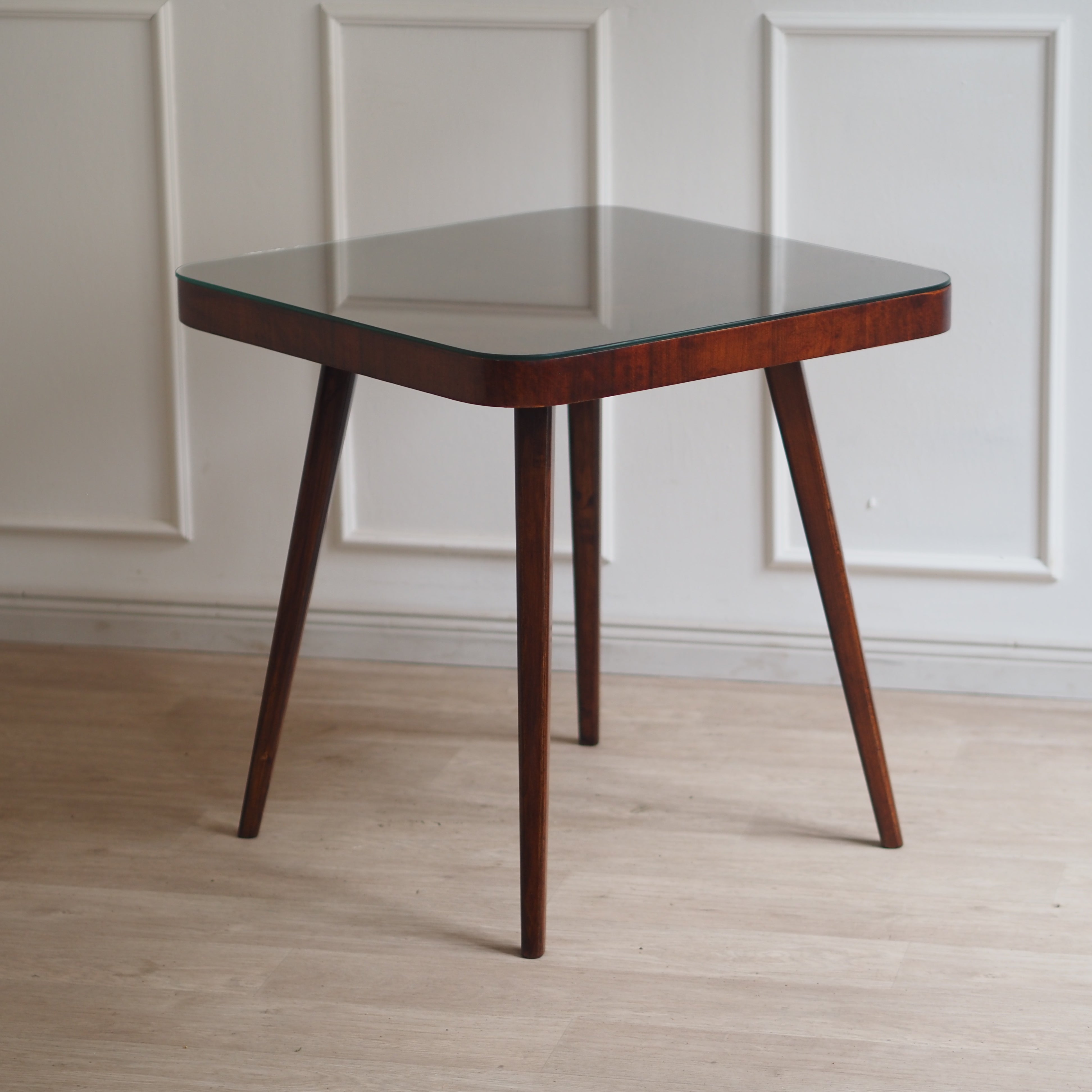 EPOCHE 1960 - Mid Century Beistelltisch mit Glasplatte