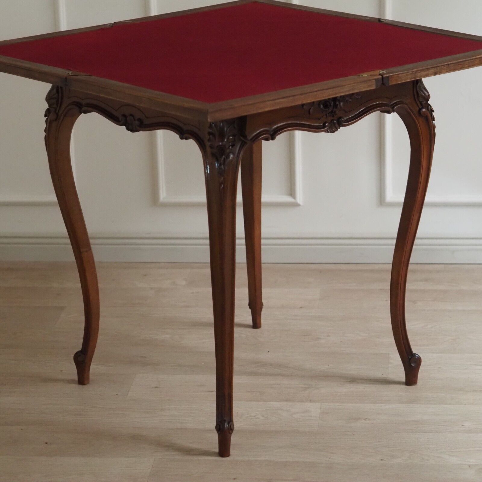 EPOCHE 1910 Antiker klappbarer Spieltisch Antik Louis XVI Salontisch Klapptisch