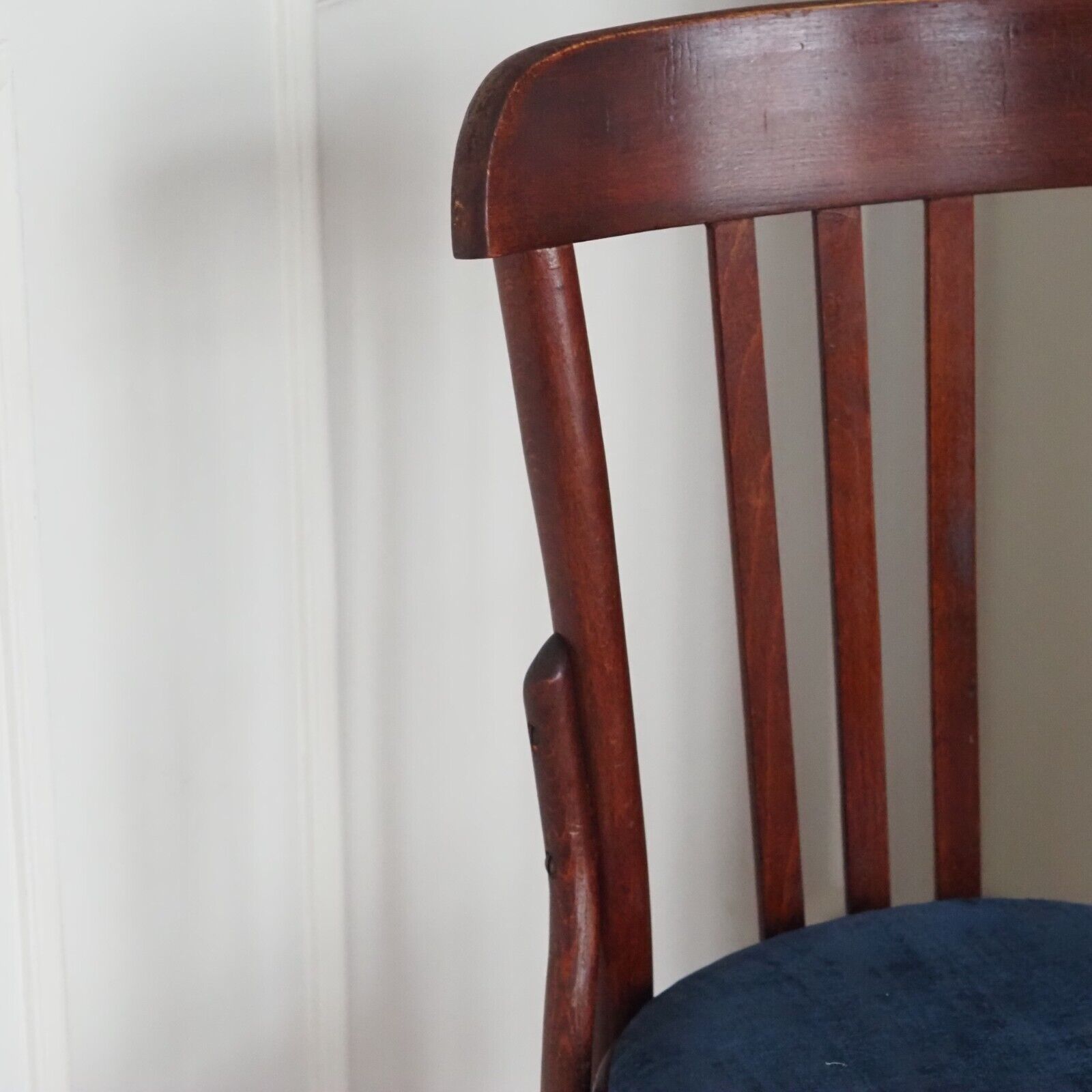 EPOCHE 1890 Stuhl Antik Strebenstuhl Bugholz Kaffeehaus Vintage Bistro Küche