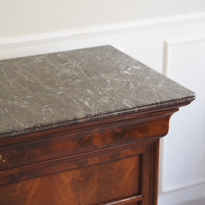 EPOCHE 1850 - Französische Kommode mit schwarzem Marmor - Louis-Philippe, Mahagoni