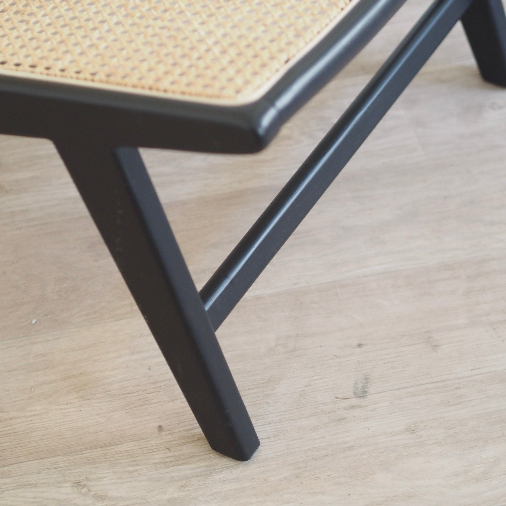 Loungesessel mit Wiener Geflecht aus Massivholz