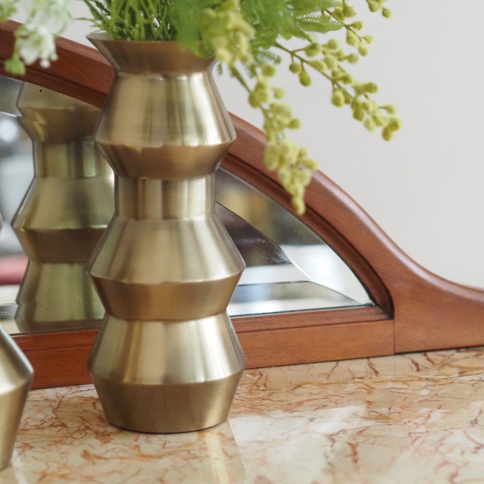 DECOR - NEW - Vase