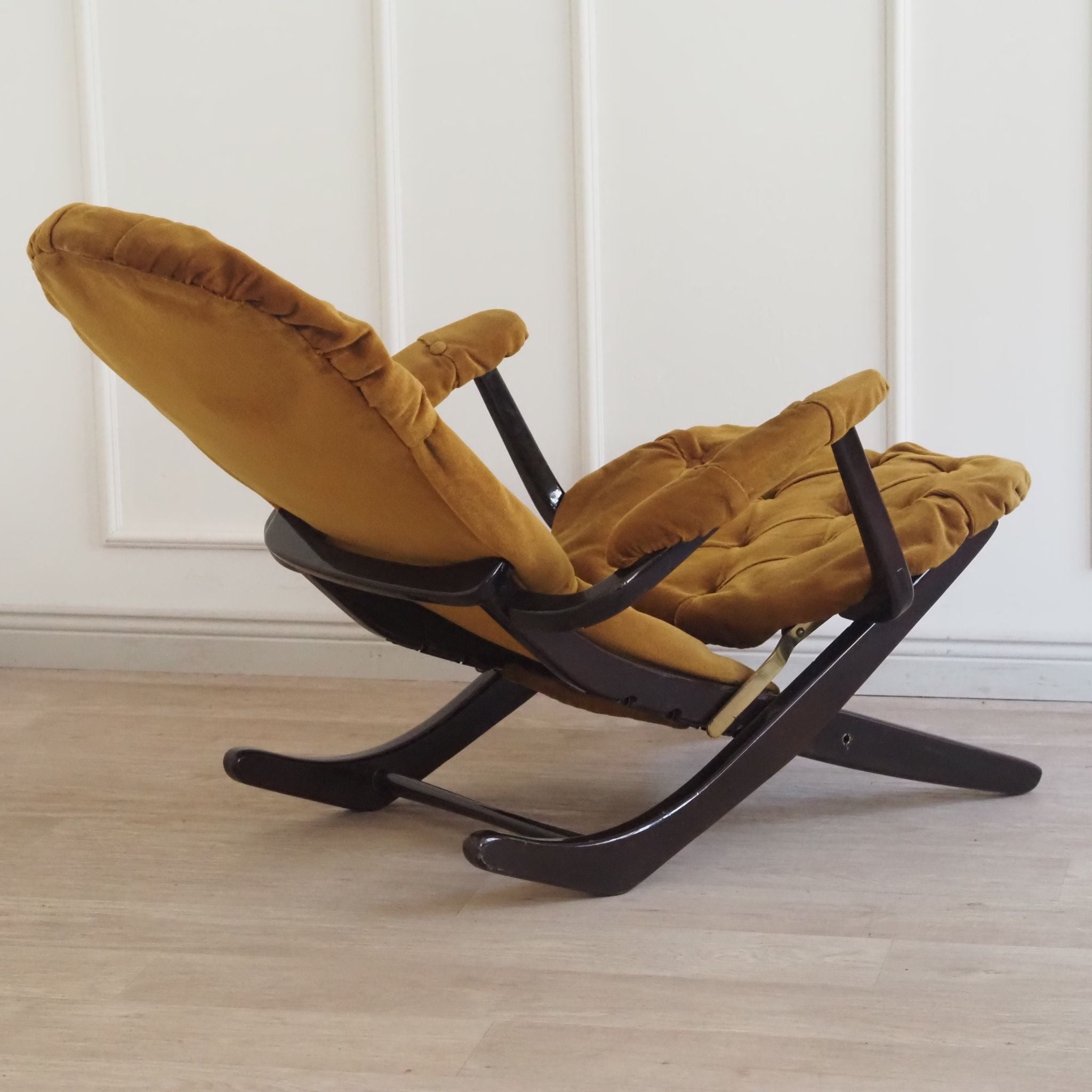 EPOCHE 1950 Klappstuhl / Liege