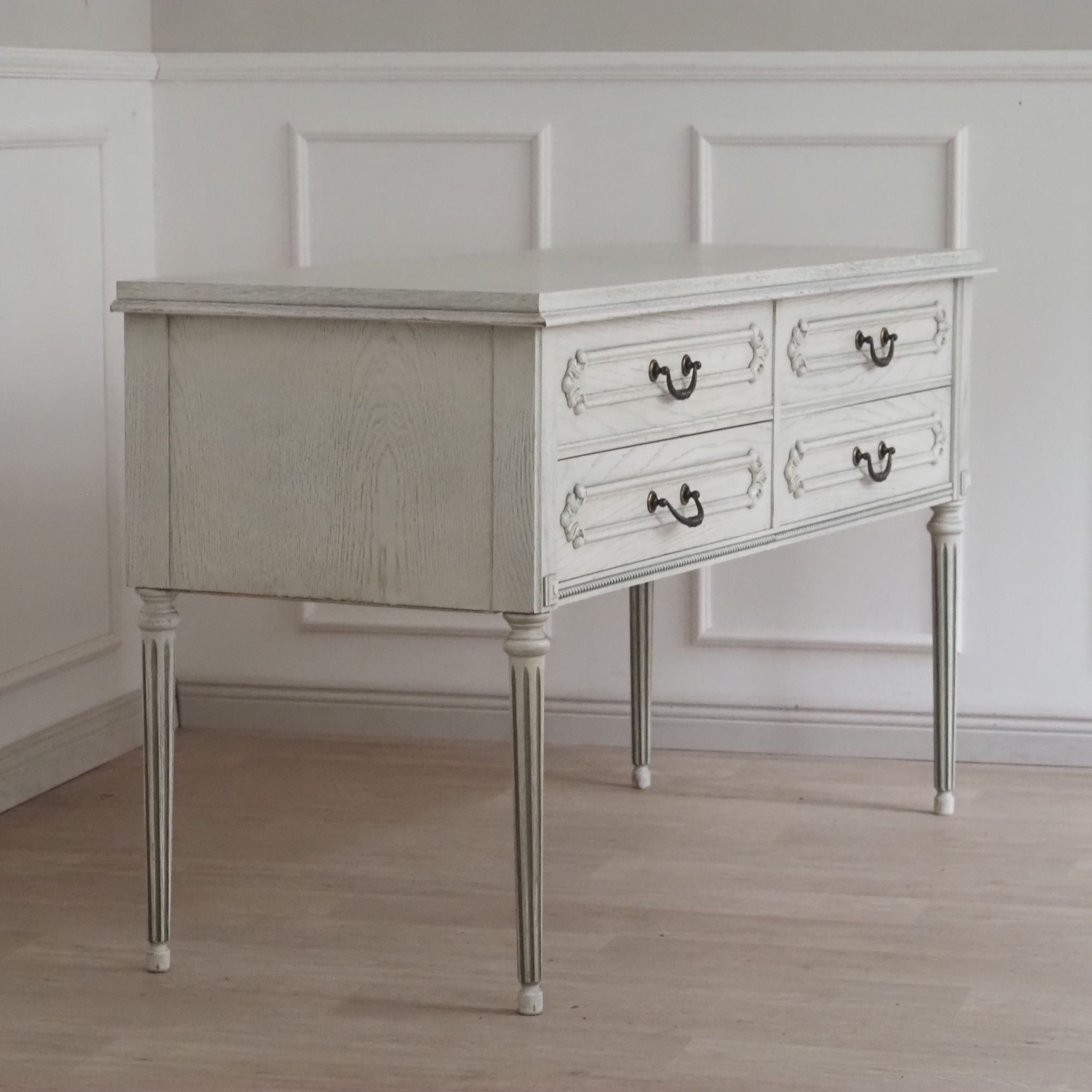 Vintage Schubladenkommode im französischen Louis XVI Stil - Sideboard mit Schubladen