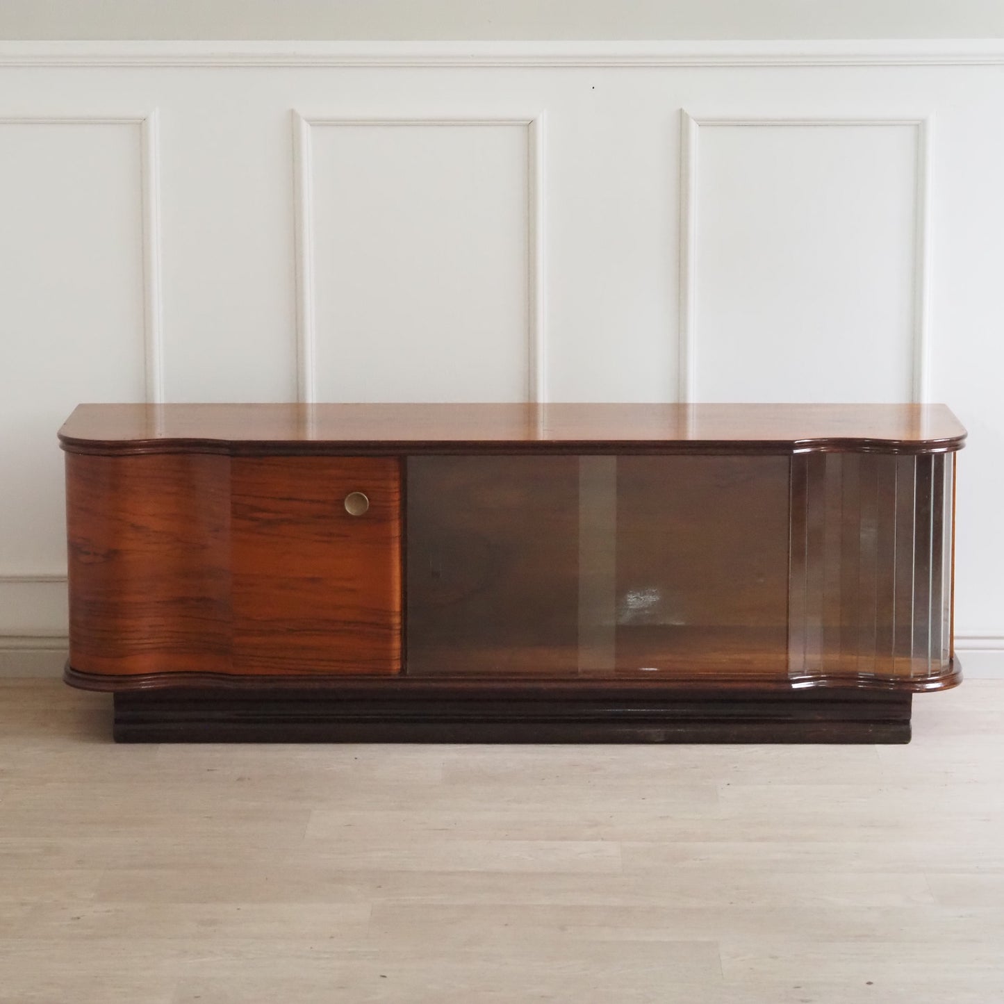 EPOCHE 1950 -  Art Deco Sideboard aus den 1950er Jahren