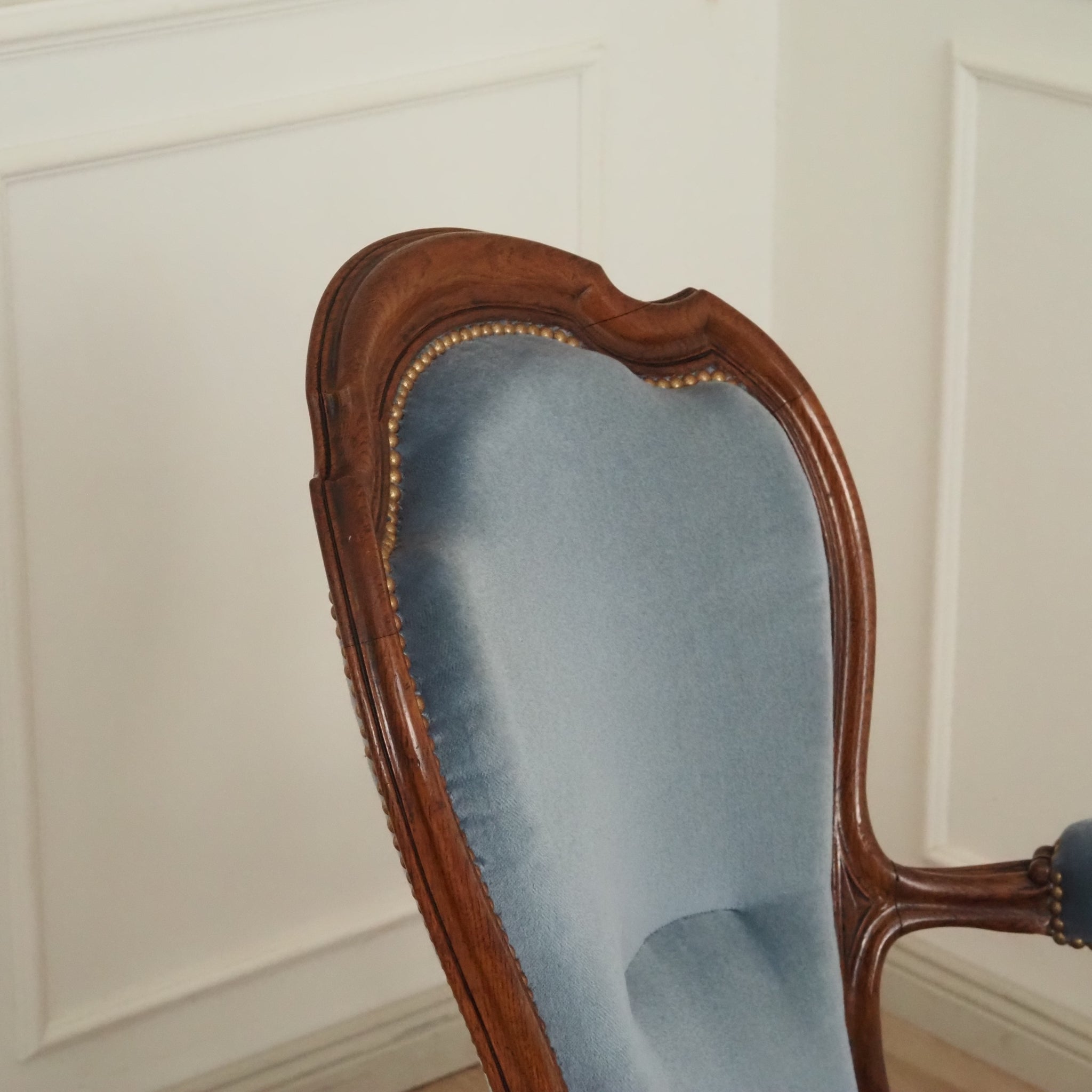 Französische Louis-XV Salon Sitzgruppe – Sofa und zwei Sessel, um 1890