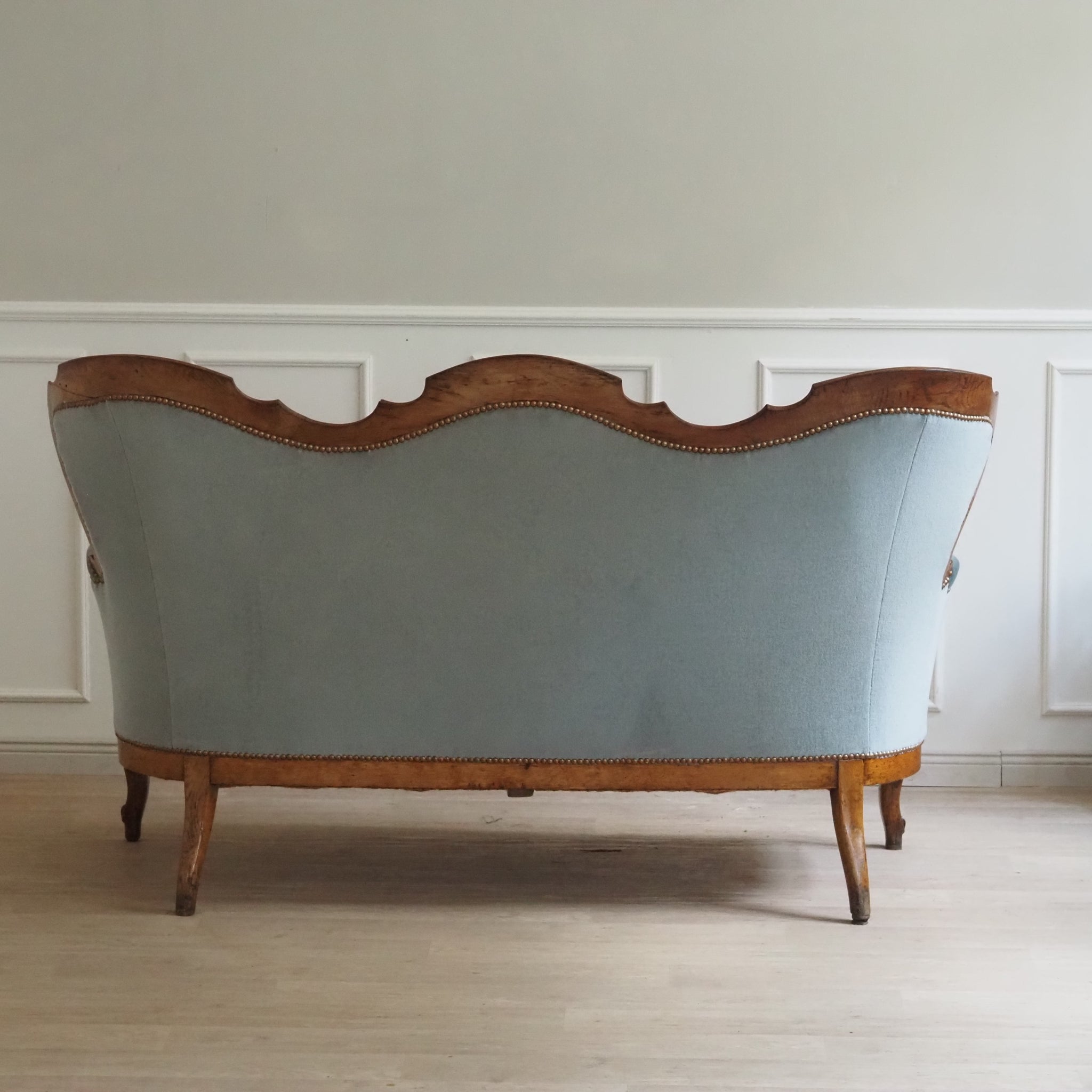 Französische Louis-XV Salon Sitzgruppe – Sofa und zwei Sessel, um 1890