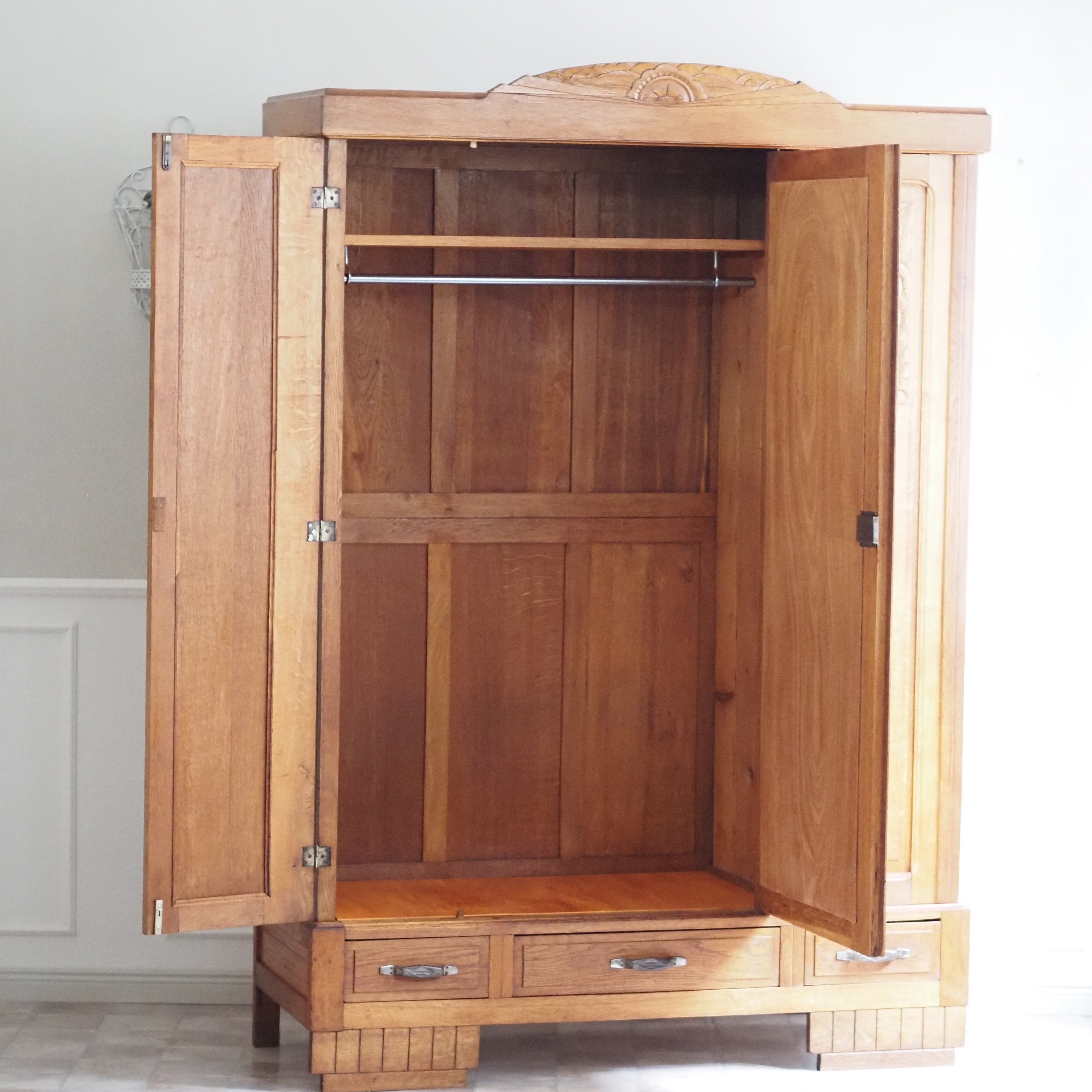Art-Déco Kleiderschrank Eiche mit Spiegeltür um 1930