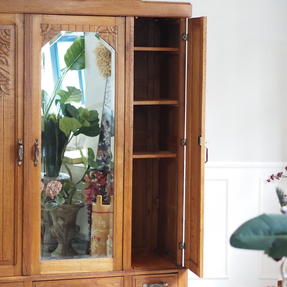 Art-Déco Kleiderschrank Eiche mit Spiegeltür um 1930