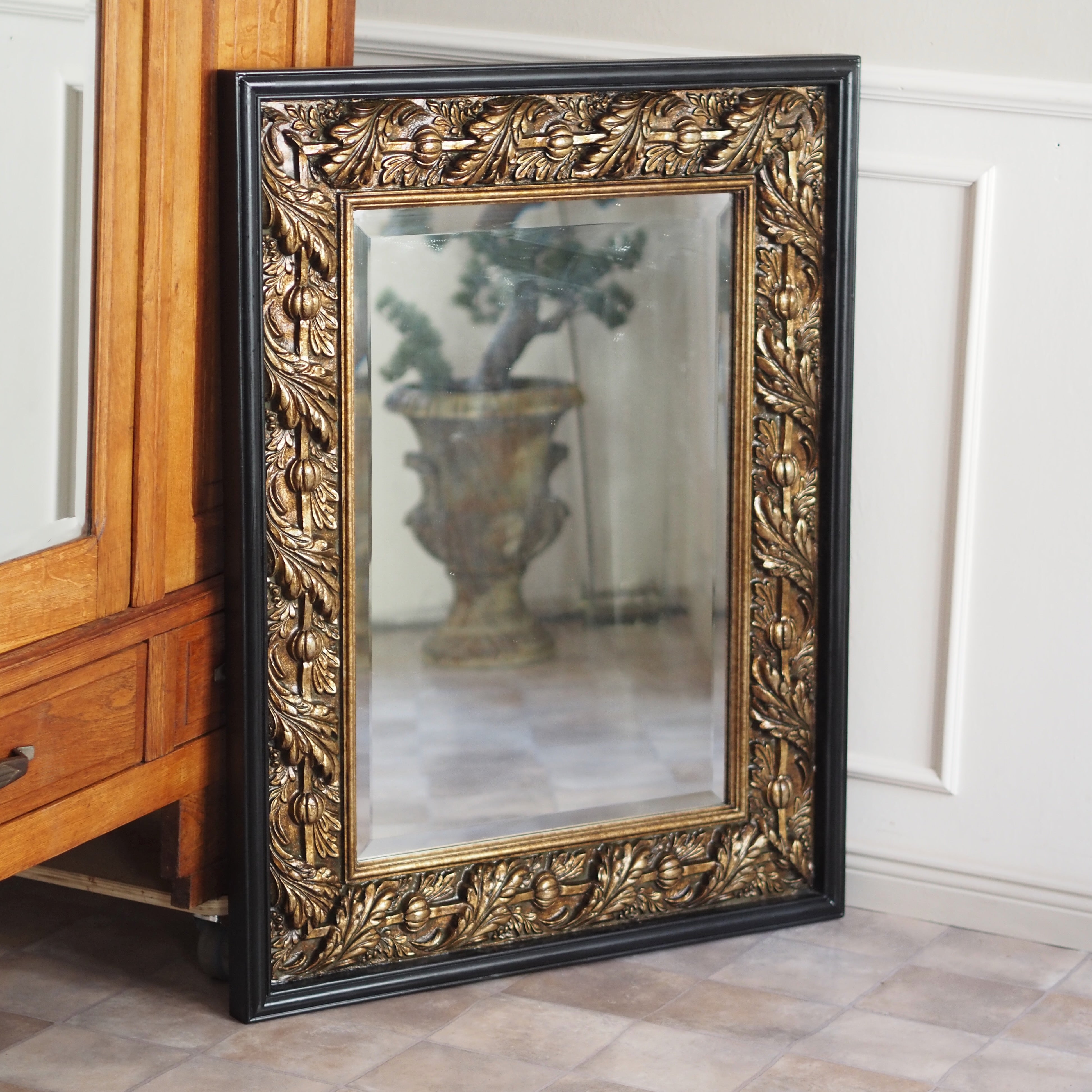 Wandspiegel Historismus Stil Gold Schwarz mit Facettenschliff