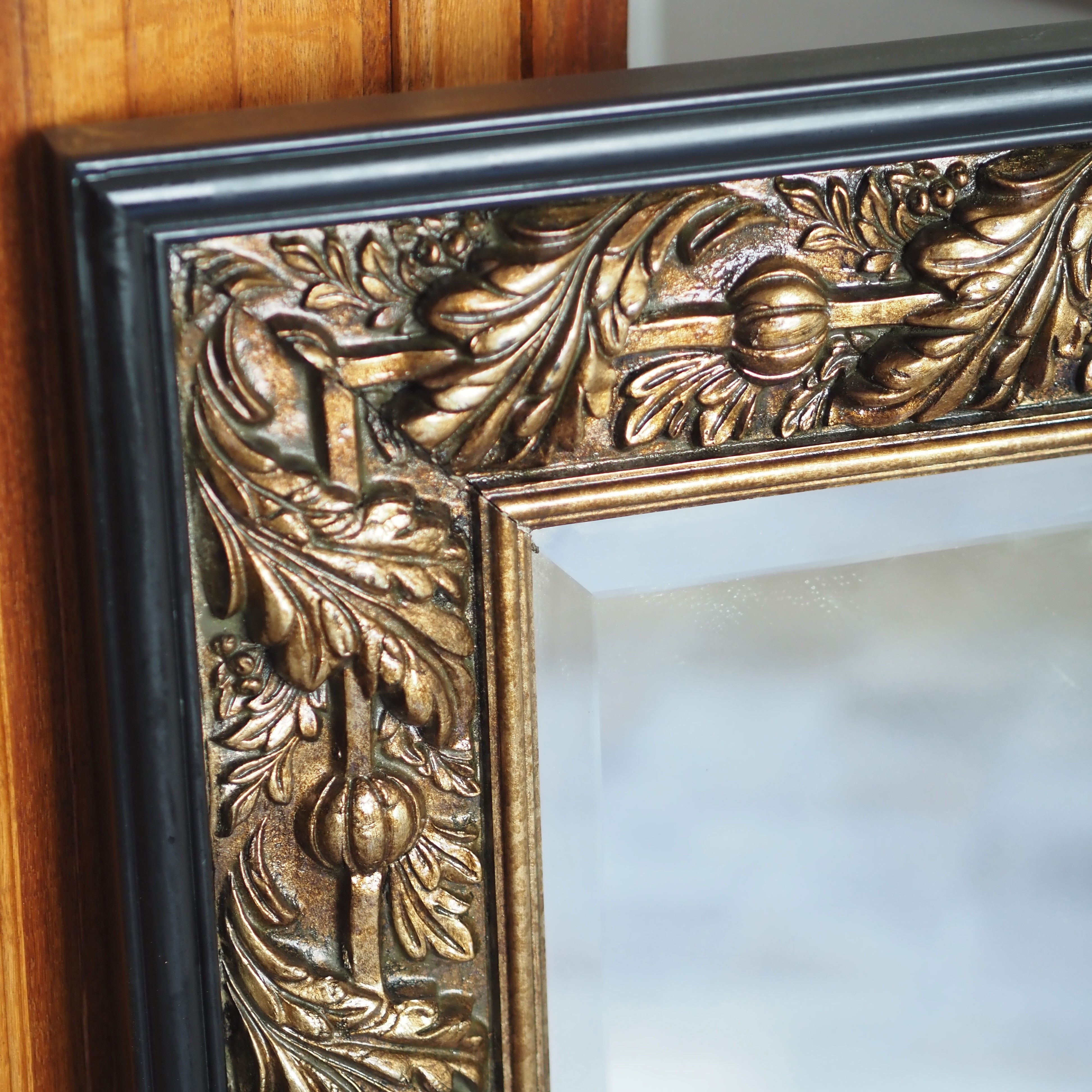 Wandspiegel Historismus Stil Gold Schwarz mit Facettenschliff