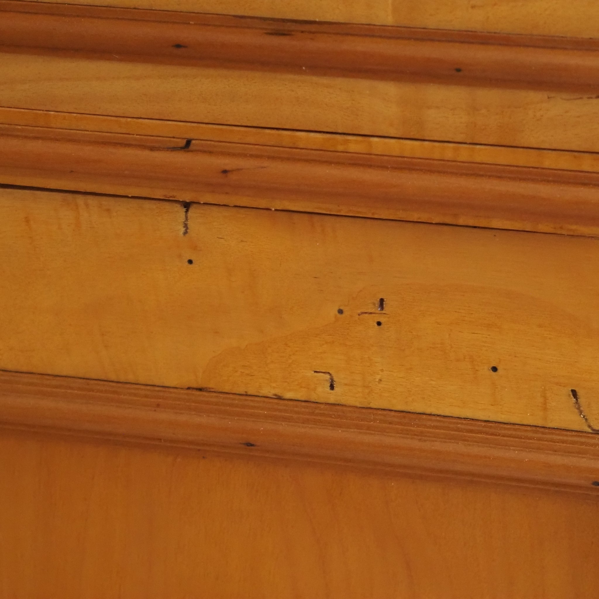 Antiker Vertiko Schrank aus Pappelholz, um 1890
