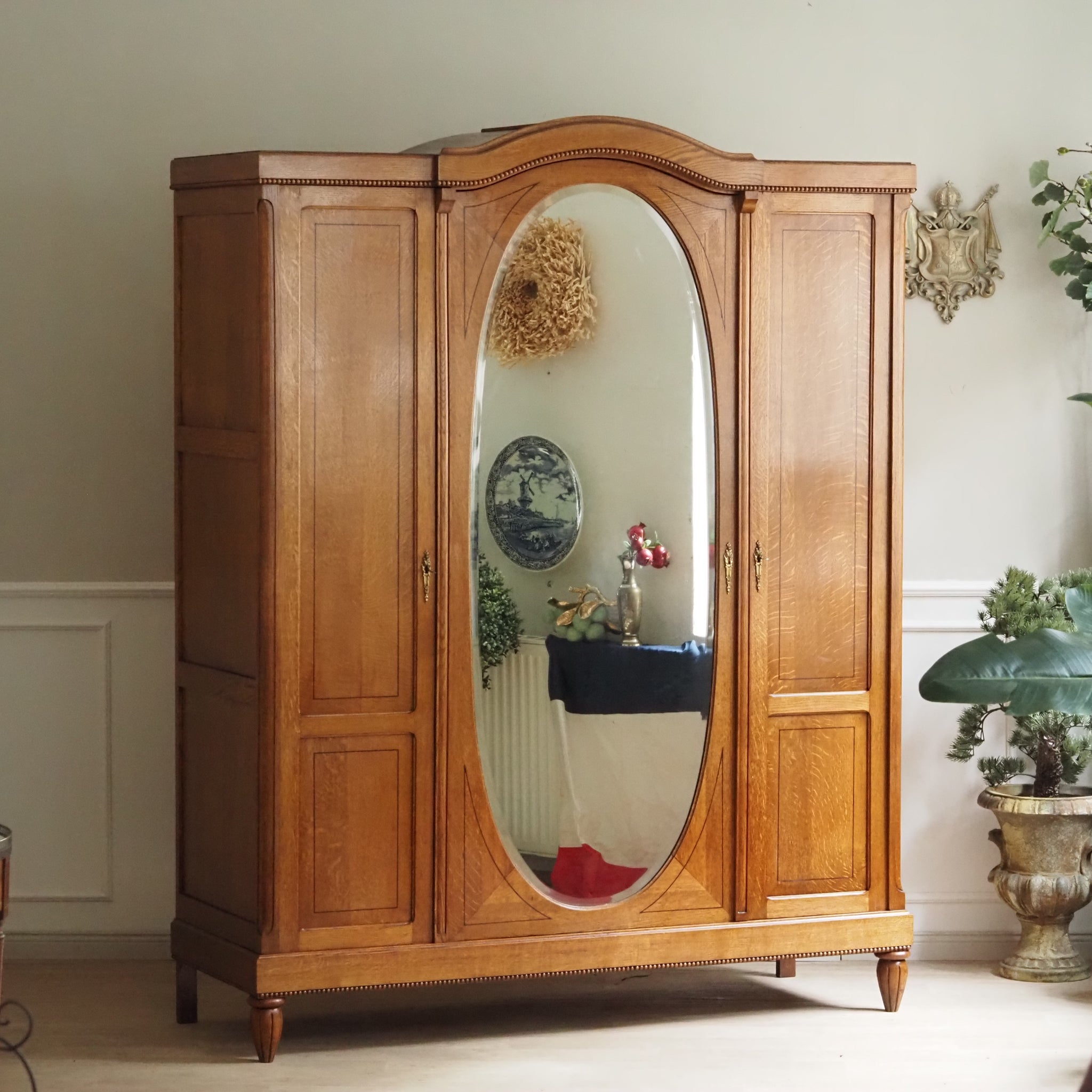 Großer 3-türiger Jugendstil Kleiderschrank aus Eiche mit ovalem Spiegel - Antiker Flurschrank, Schlafzimmer (Kopie)