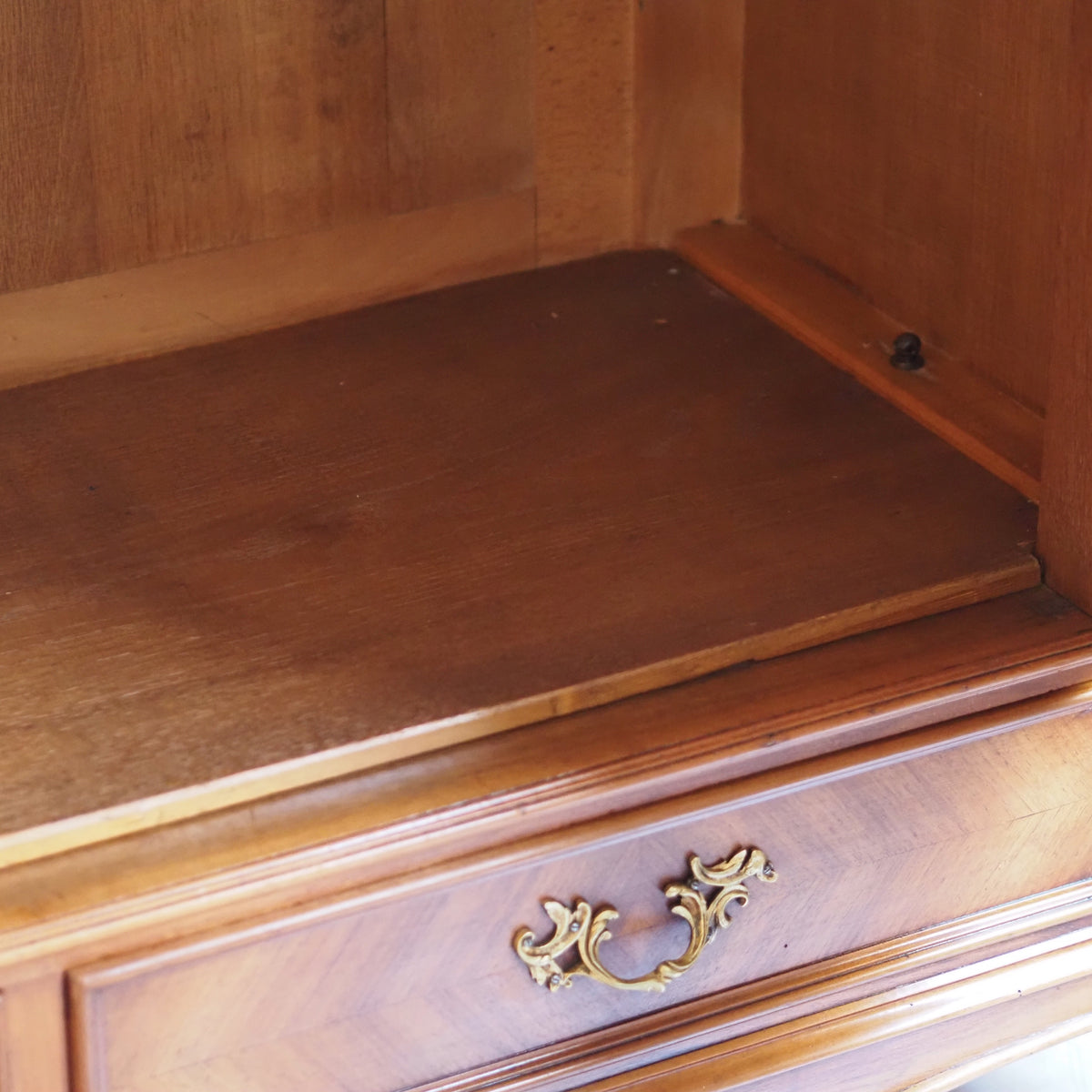 Antiker Kleiderschrank Louis XV Stil Spiegeltüren um 1900