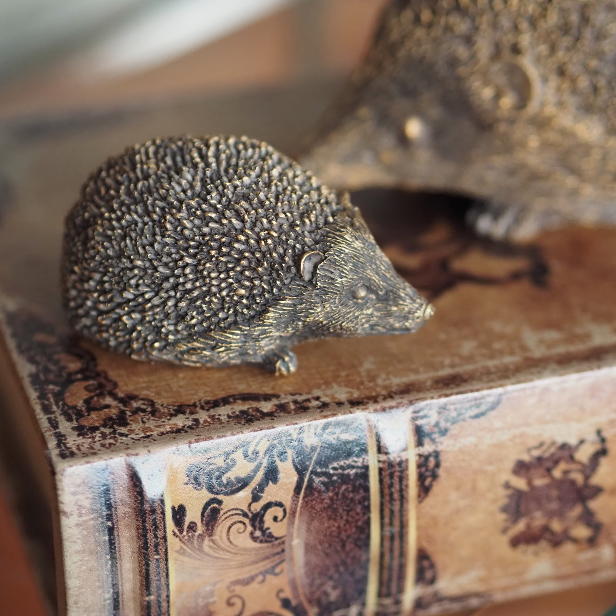 Igel Figurenpaar Kupfer · Naturalistische Tierplastik in Bronzeoptik