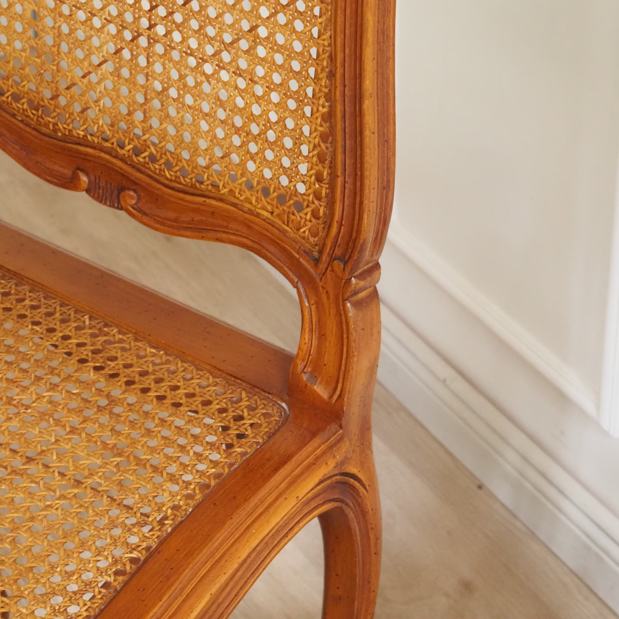Französischer Wiener Geflechtstuhl im Louis-XV-Stil - Esszimmerstühle Vintage