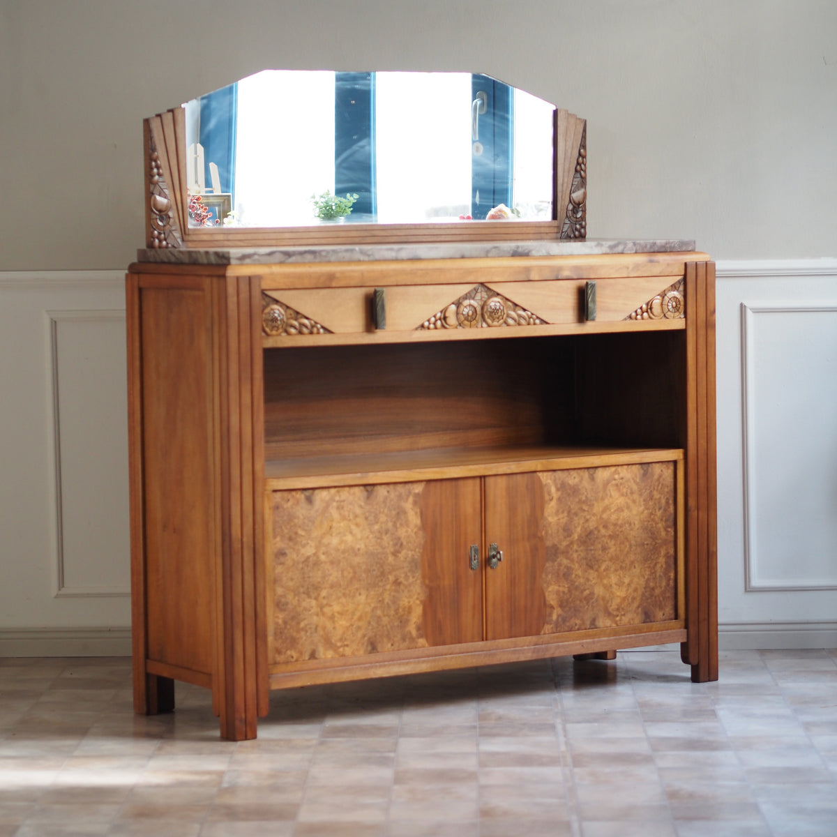 Art Deco Anrichte mit Spiegelaufsatz um 1930