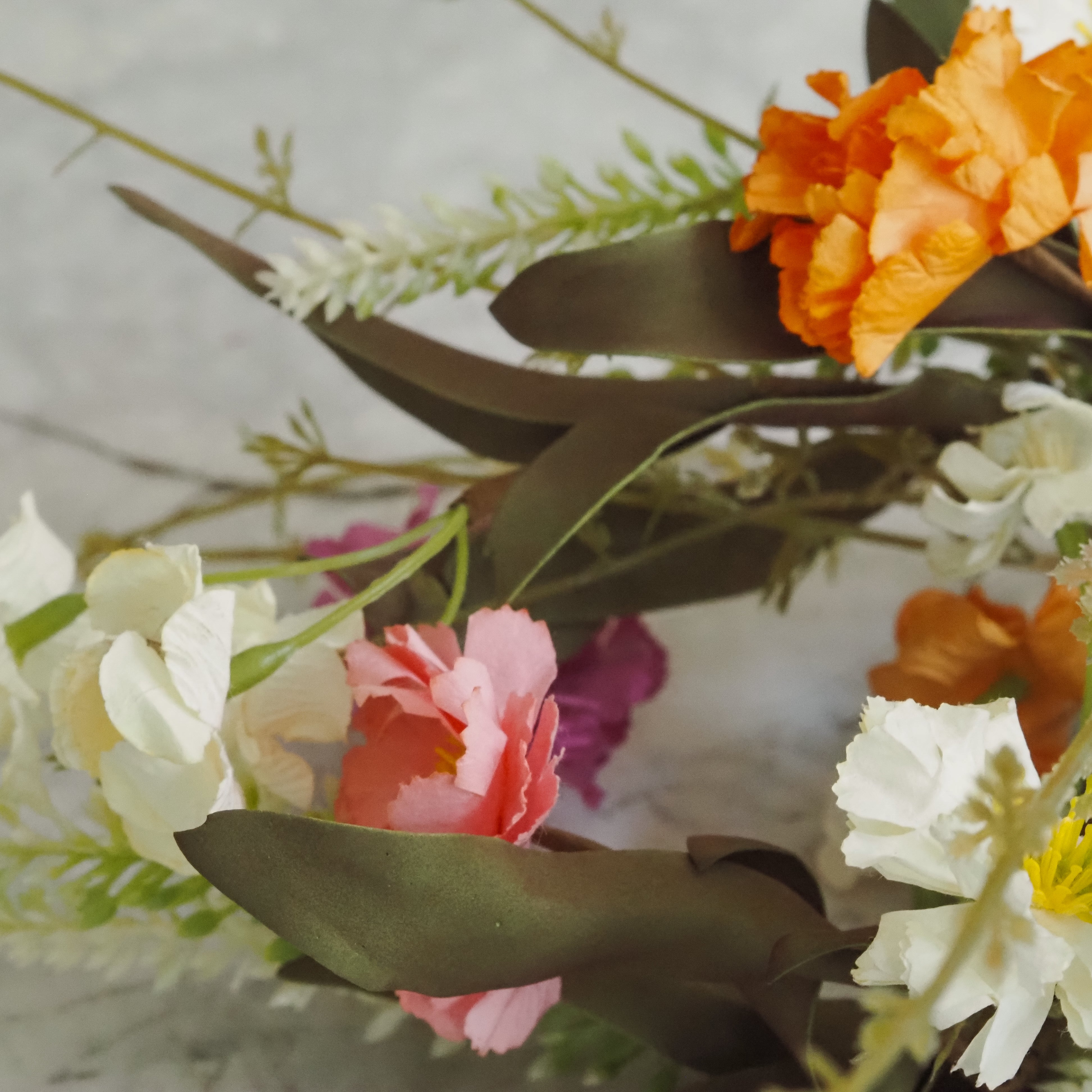 Dekorativer Blumenstrauß · sommerliche Anmutung / florales Arrangement