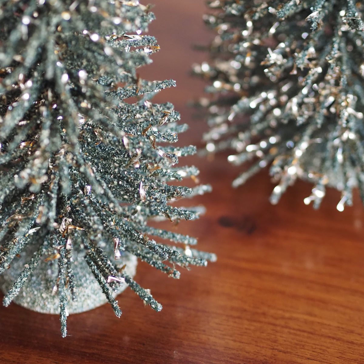 Deko-Weihnachtsbäume 2er-Set · Jagdgrün Goldoptik Volkskunst