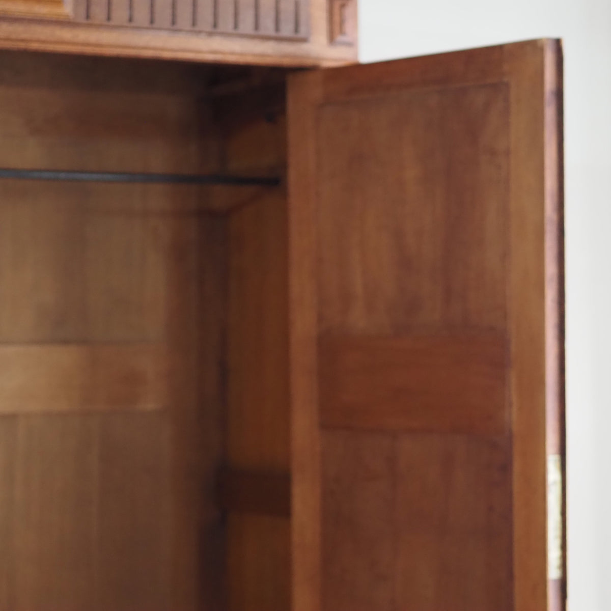 Gründerzeit Kleiderschrank mit Spiegel, Eiche um 1890