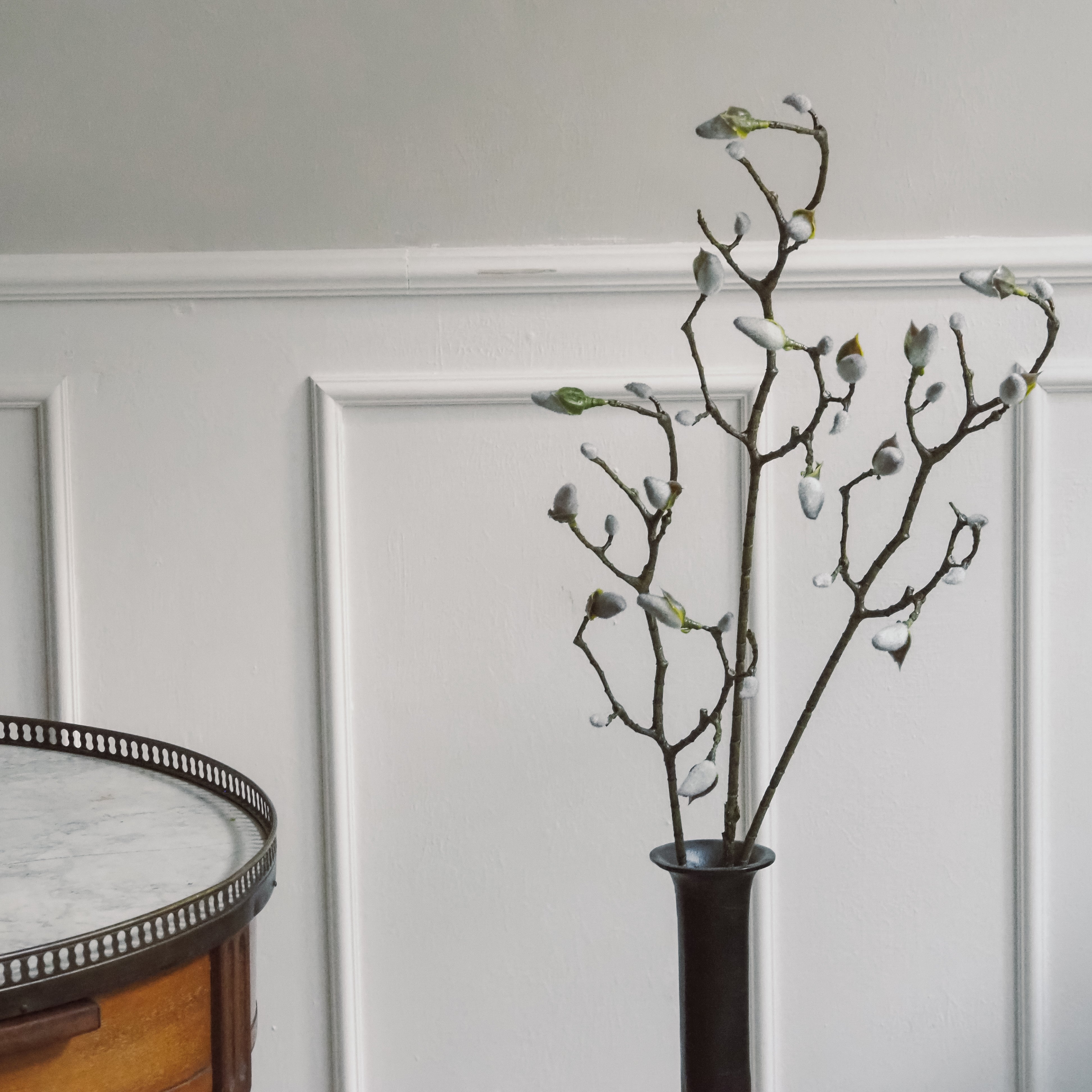 Dekozweig Magnolie · naturinspirierte Form / florales Objekt
