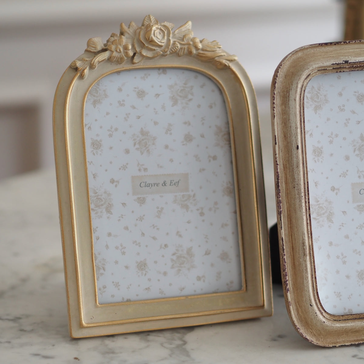 Fotorahmen 10x15 · Creme Antik-Optik im Landhausstil