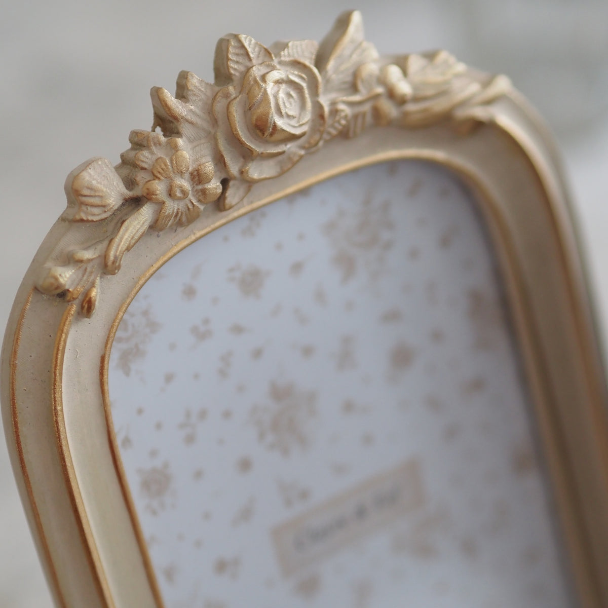 Fotorahmen 10x15 · Creme Antik-Optik im Landhausstil