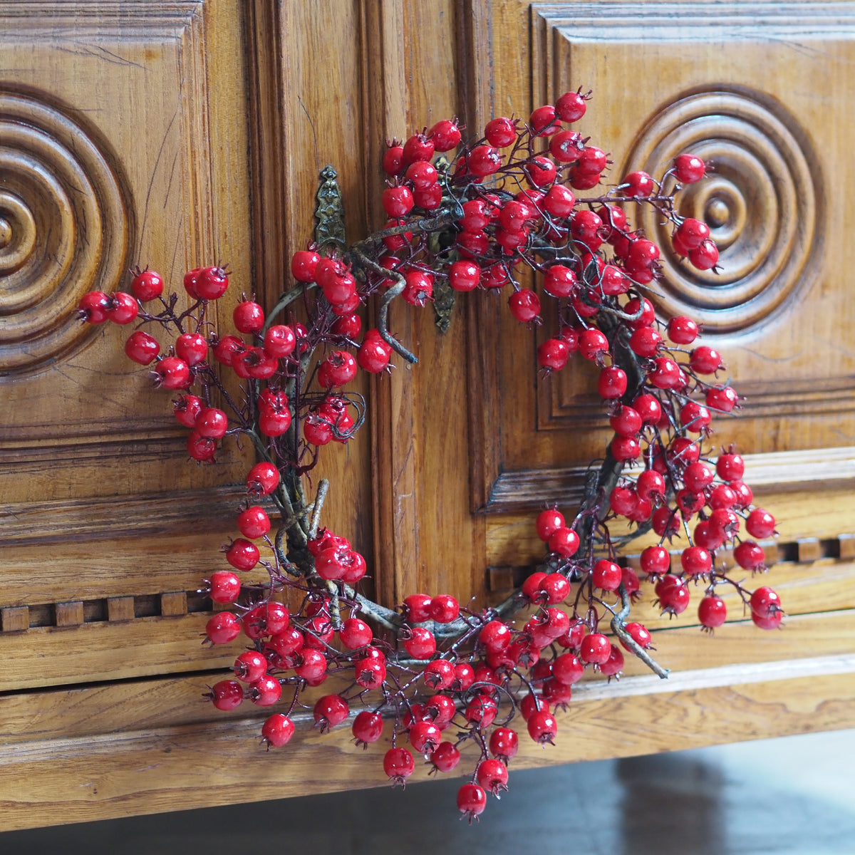 Beerenkranz Rot · Winterlicher Zweigring in Lackglanz