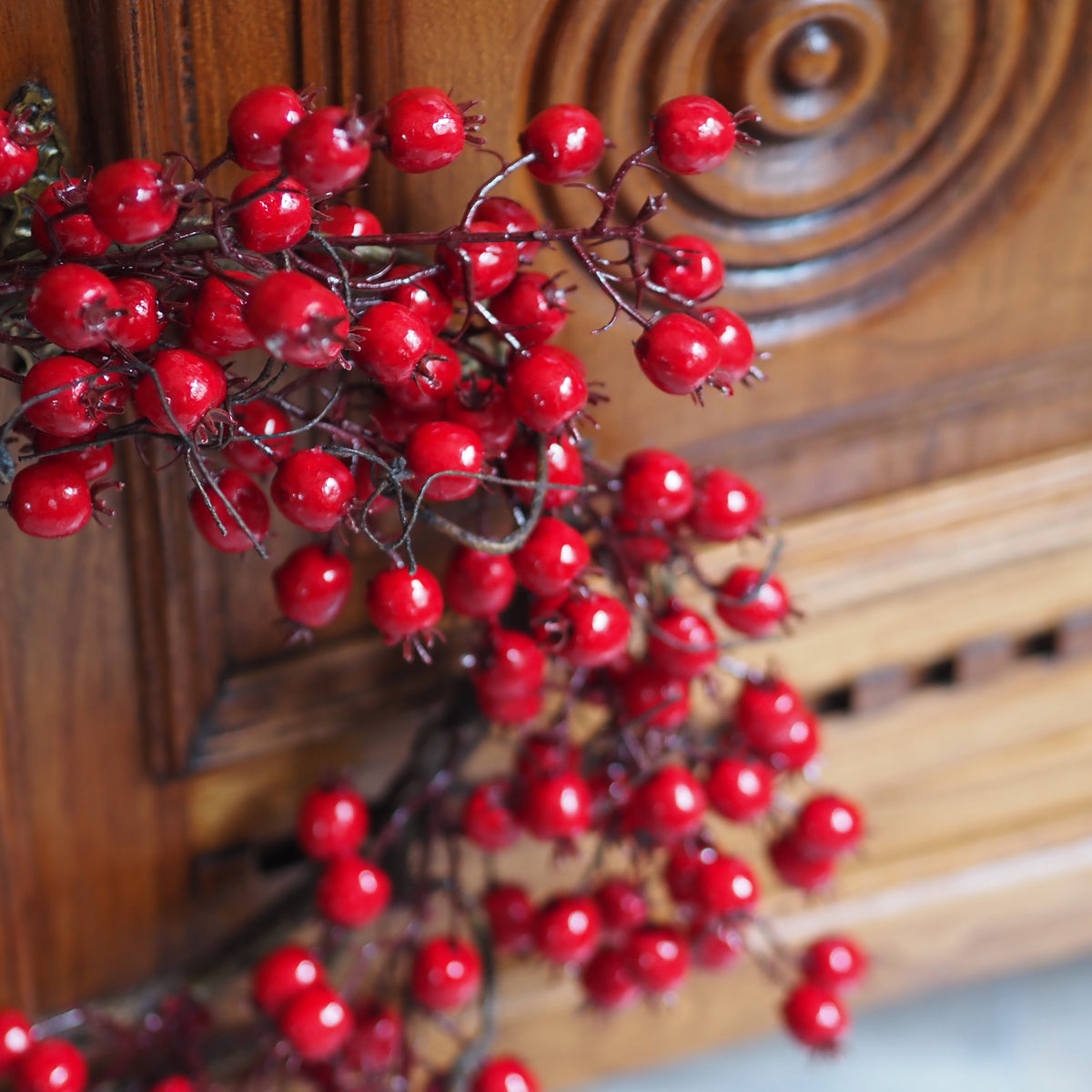 Beerenkranz Rot · Winterlicher Zweigring in Lackglanz