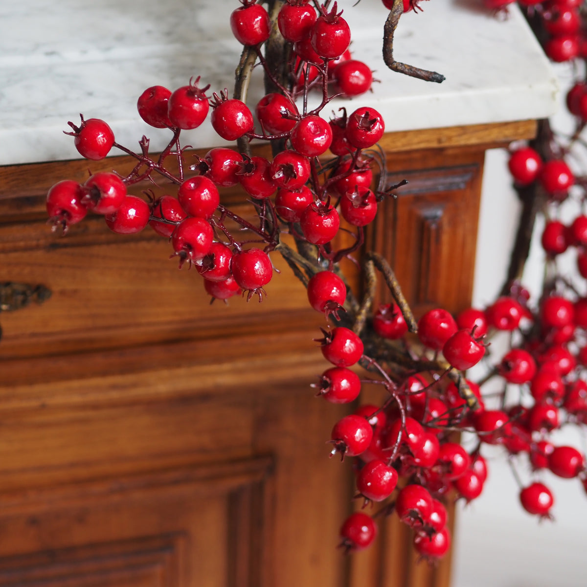 Beerenkranz Rot · Winterlicher Zweigring in Lackglanz